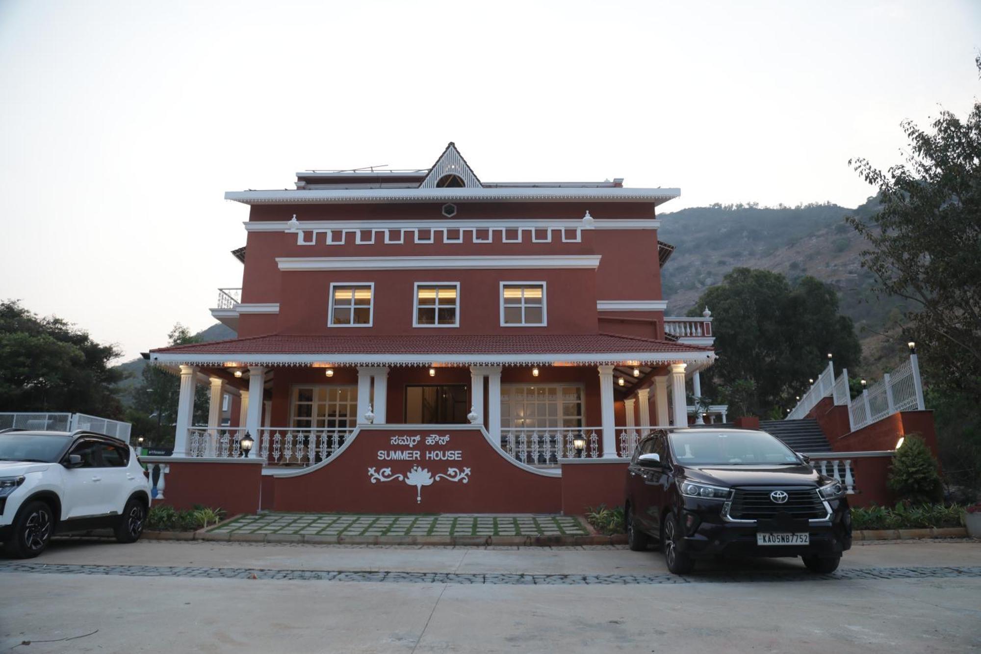 Summer House Nandi Foothills 外观 照片